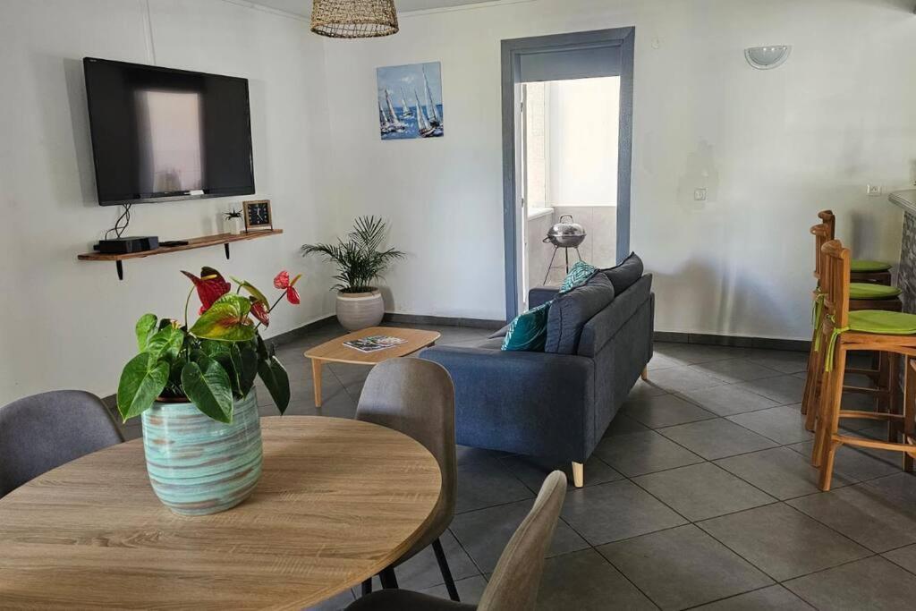 Appartement Au Coin Du Phare à Goyave Extérieur photo